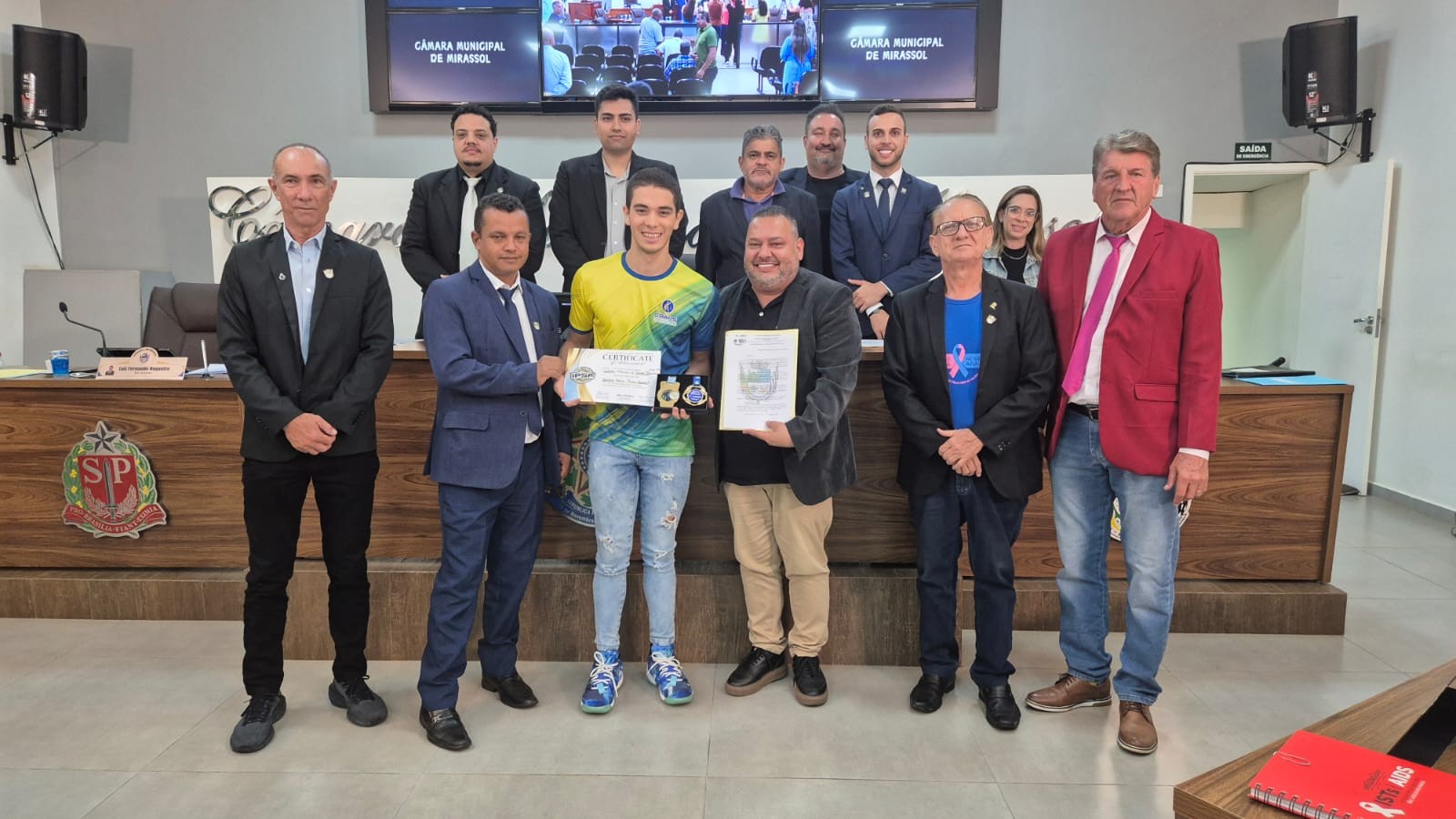 Vereadores indicam moções de congratulação a mirassolenses e uma de repúdio em 34ª Sessão