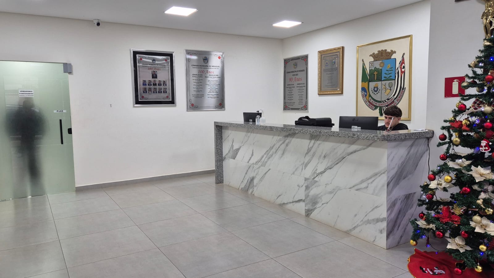 Projetos de valorização profissional para servidores da Câmara são aprovados em 39ª Sessão