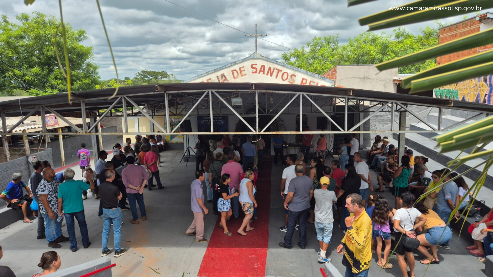 Dia de Santos Reis começa com missa e almoço para fiéis