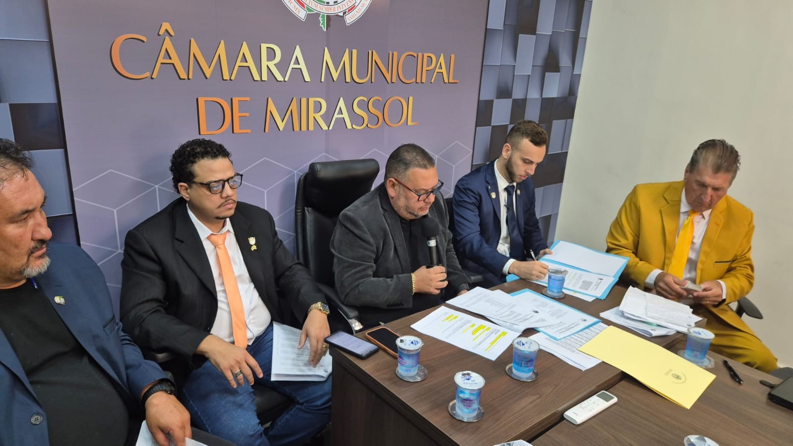 Veja como ficaram as votações dos vereadores na 2ª Sessão Ordinária 2026, no dia 09