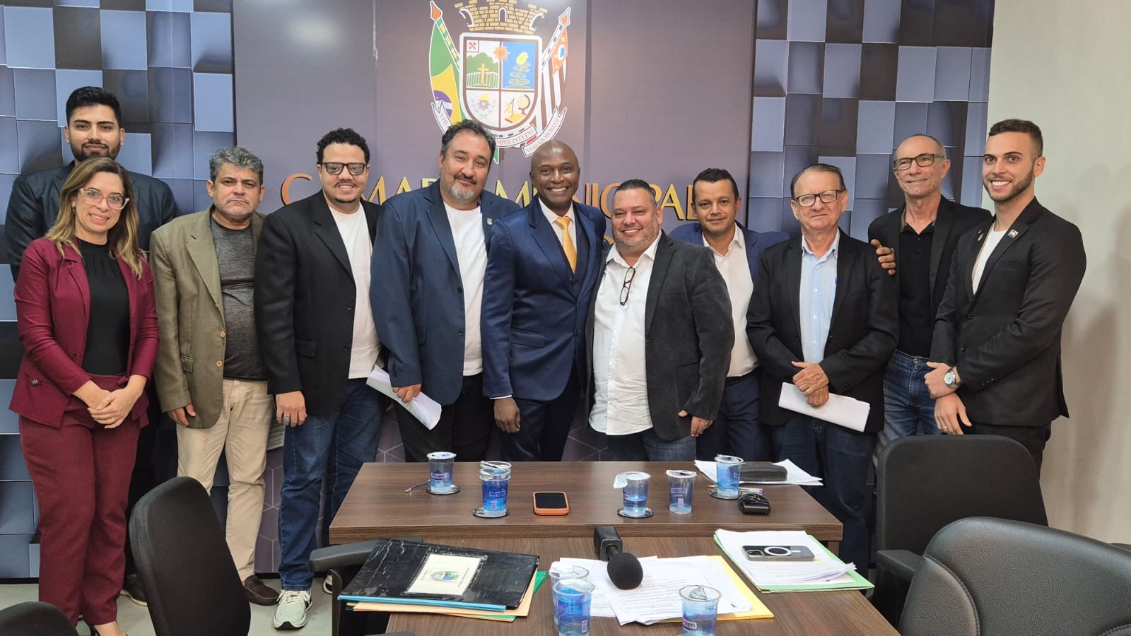 Segundo suplente assume cadeira após licença não remunerada de vereador