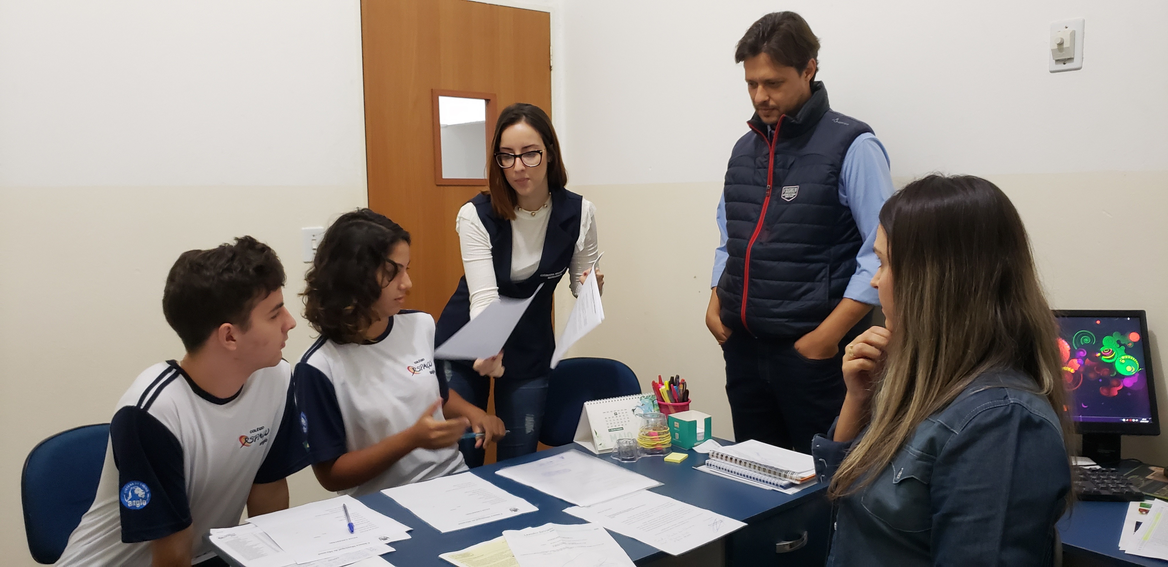 Alunos do Espaço Mágico (foto) e da Apae receberam orientações nesta segunda-feira (20)