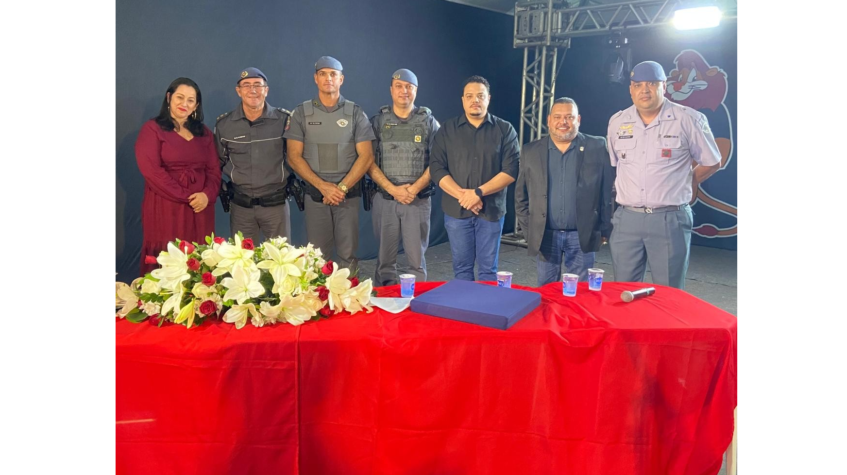 Cerca de 700 alunos das escolas municipais participam de formatura do Proerd